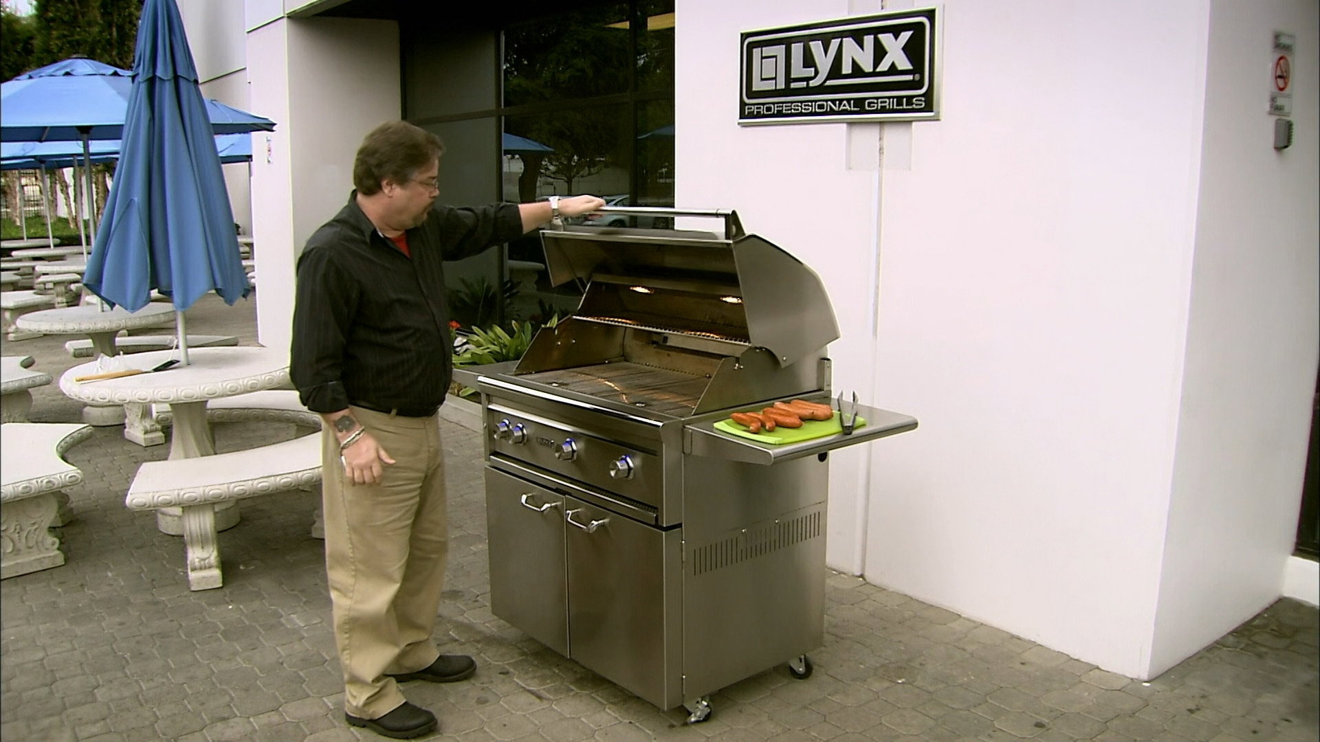 Gas Barbecues/Mattress Pads/Ear Prostheses