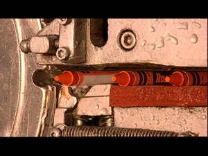 Карандаши/Деревянные каноэ/Газонокосилки/Золотые цепочки