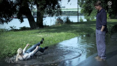 Guter Tag/Papa kommt/Blendschutz/Spontan/Mama?/Foto/Dosenstechen/Etwas schlaff/Natur/Abschied/Fahrstuhl/Motoröl/Abzugshaube/Hast du was?/Vertrauen/Richtig sauer/Beerdigung/Was im Bart/