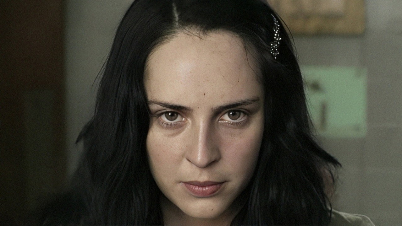 Mónica, acorralada