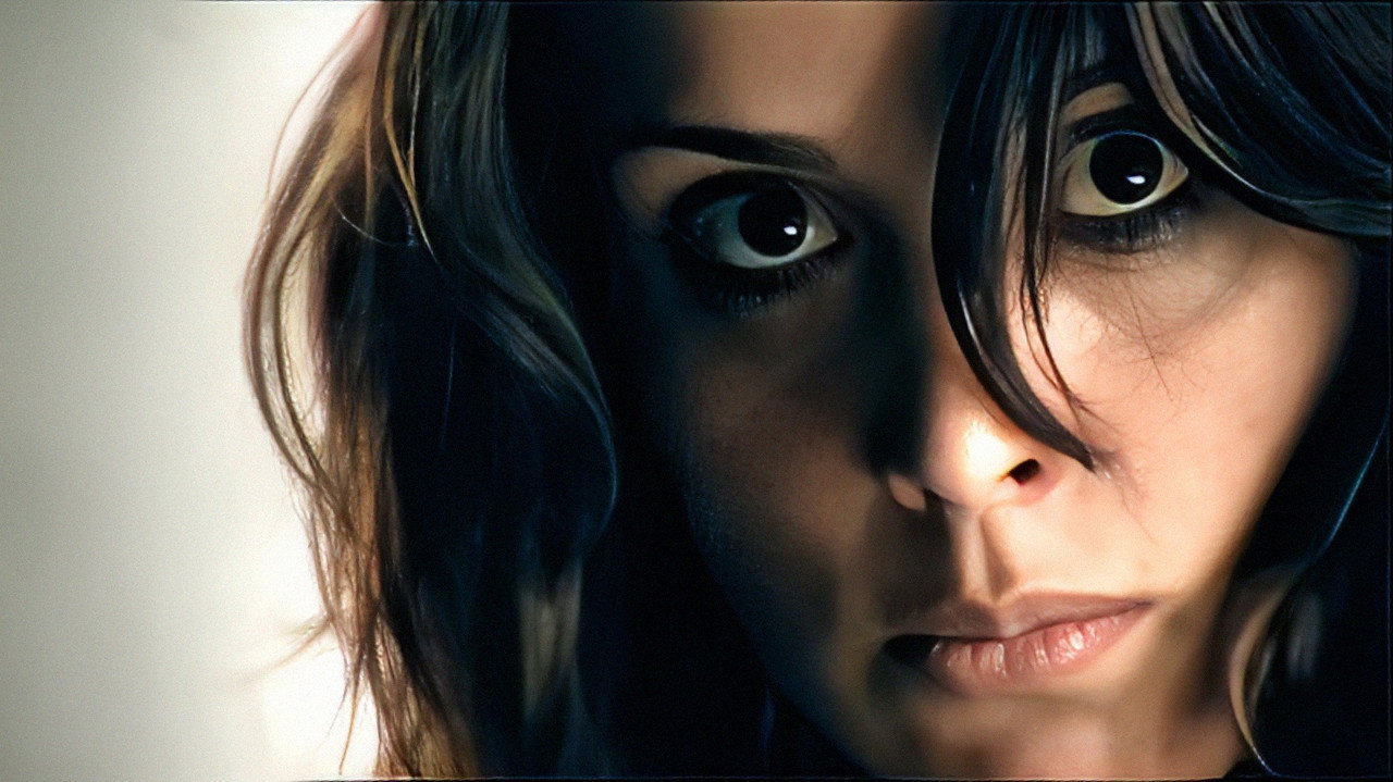 Claudia, cuchillera