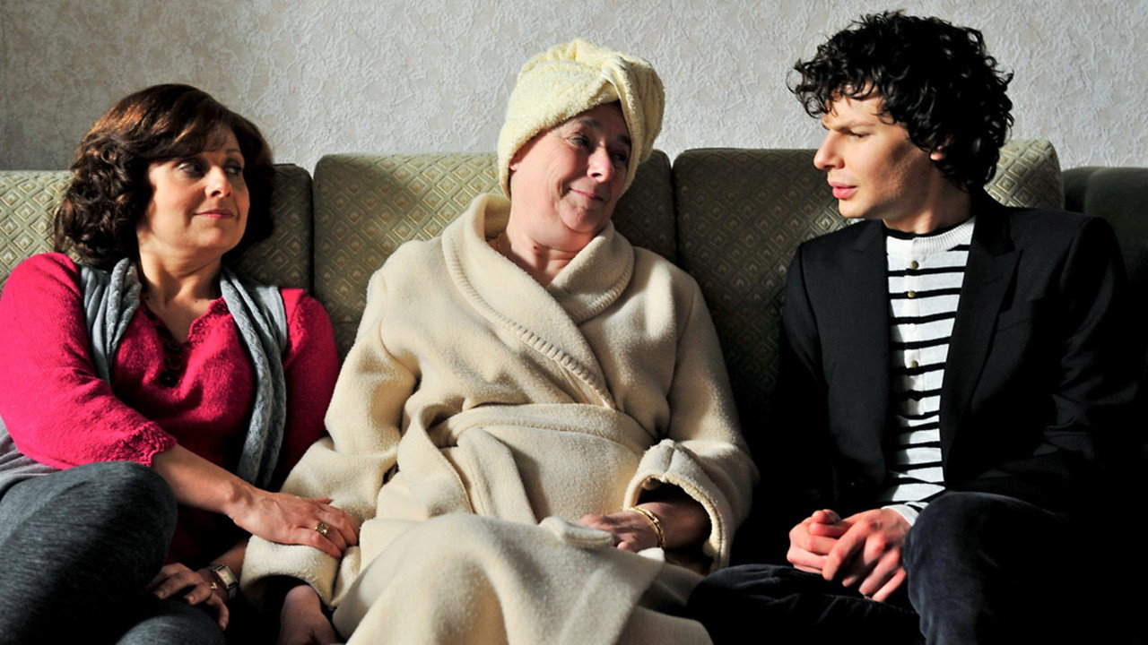 The Day Simon Finally Found the Strength to Accept That His Mother Was Getting Married