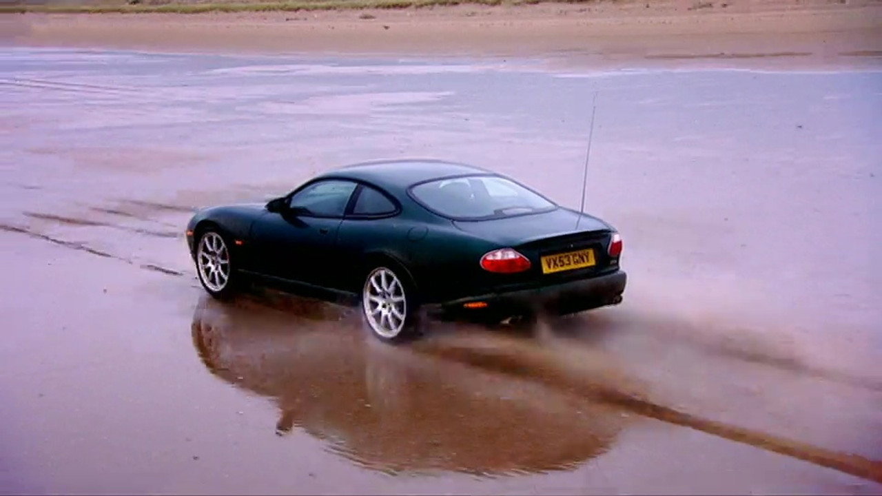 Sport Coupes Shootout - 911 vs. 6 Series vs. XKR