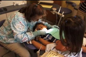 Sextuplets\' First Dentist Visit