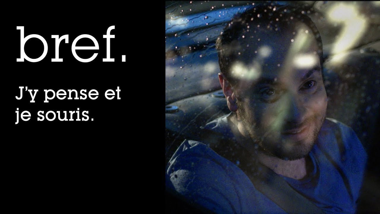 J\'y pense et je souris