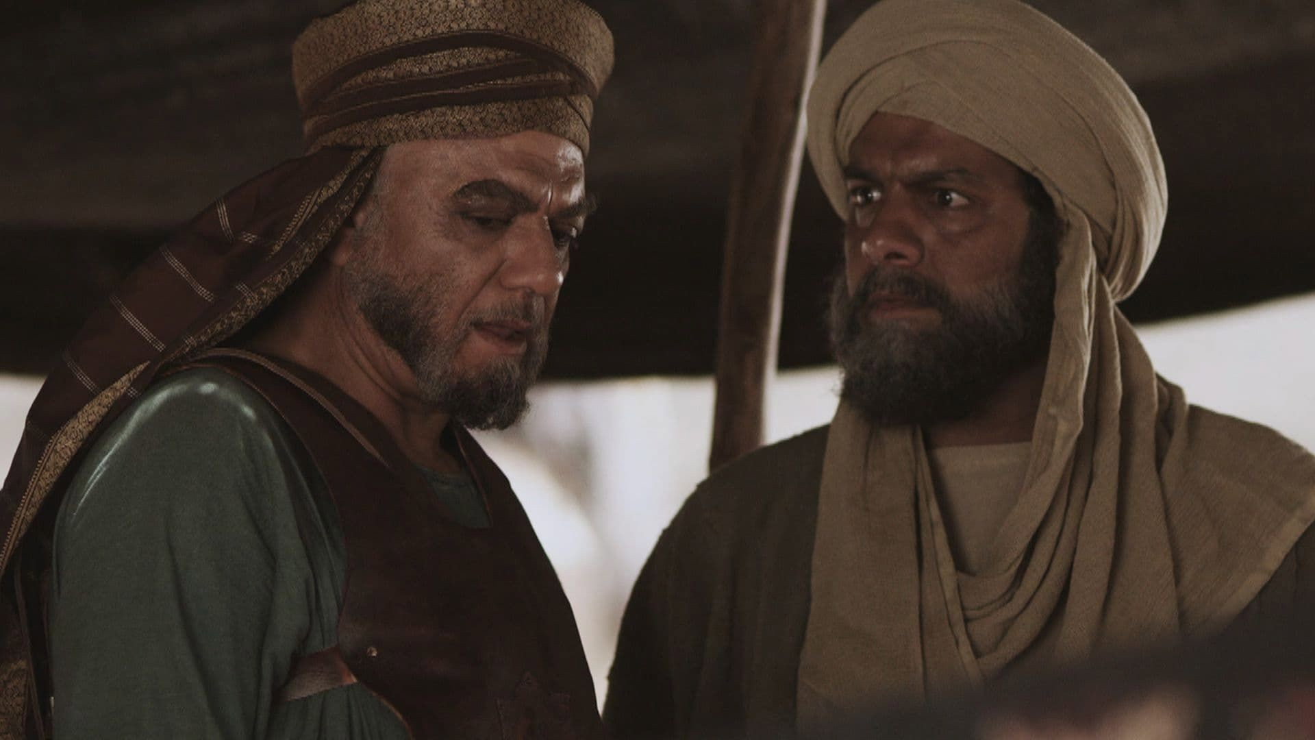 Khalid & Amr embrace Islam